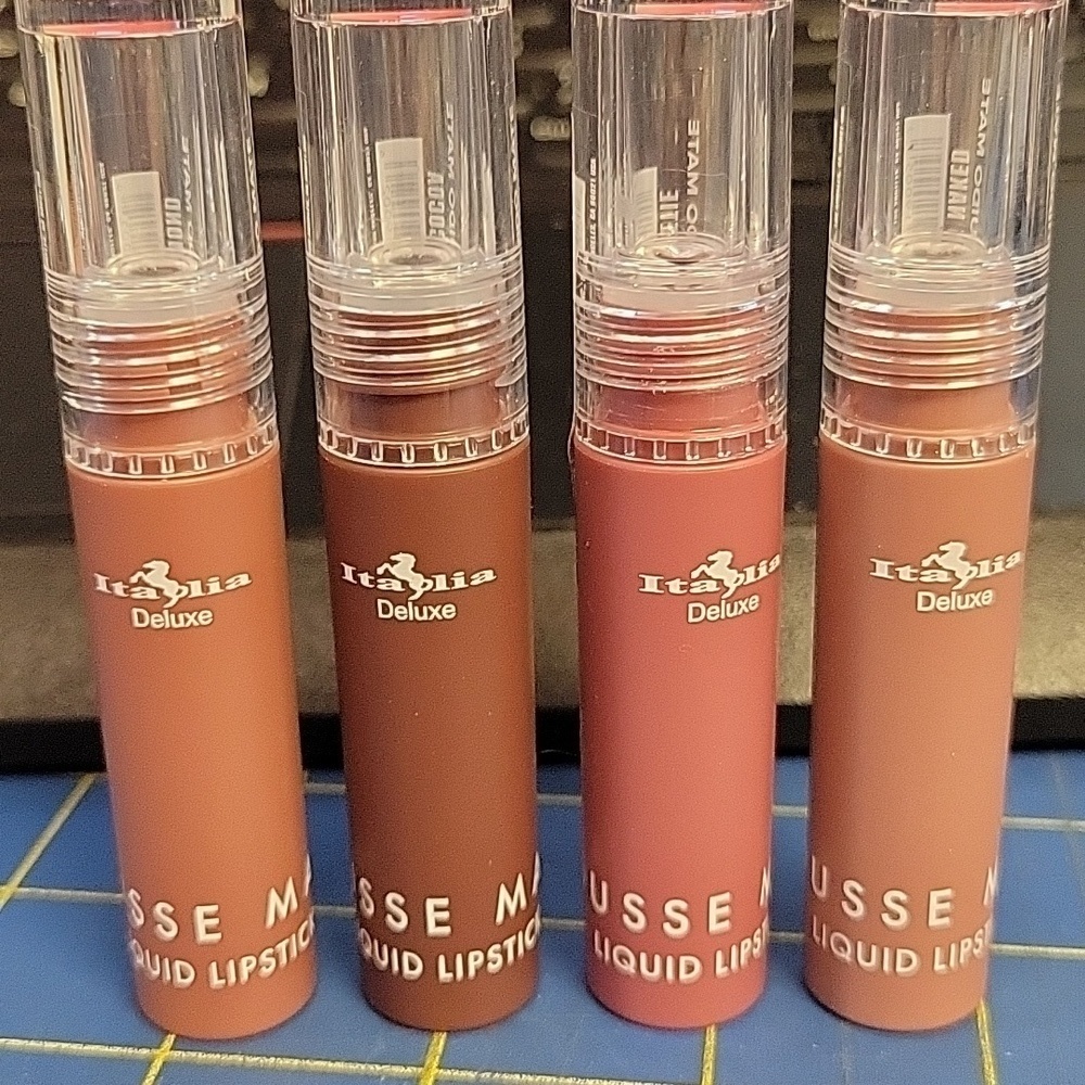 Italia Deluxe Mousse Matte Liquid Lipsticks Set of 4